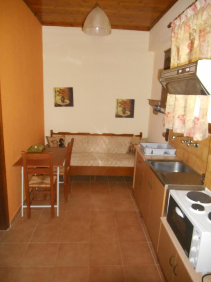 Violetta Studios & Apartments Milína Extérieur photo